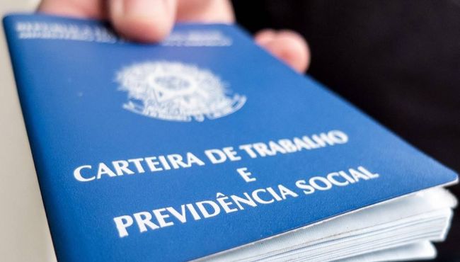 Covid-19: redes de farmácias tem até 15% de funcionários afastados