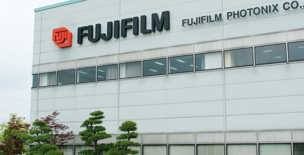 Fujifilm fecha acordo bilionário para fabricar medicamentos biológicos nos EUA