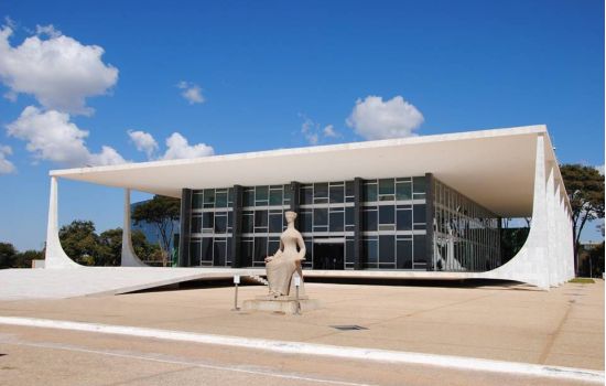 STF dá cinco dias para União Química informar sobre produção da Sputnik V