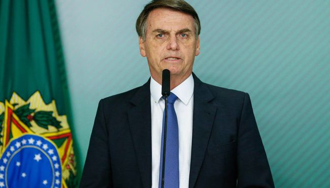 Anvisa suspende estudos da Coronavac; Bolsonaro diz que ‘ganhou mais uma’