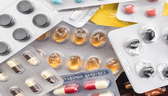 Duas indústrias farmacêuticas são multadas por superfaturamento