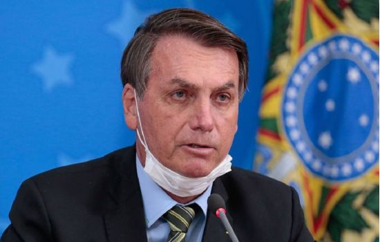 Vídeo: Bolsonaro teme ser envenenado por farmácias de manipulação