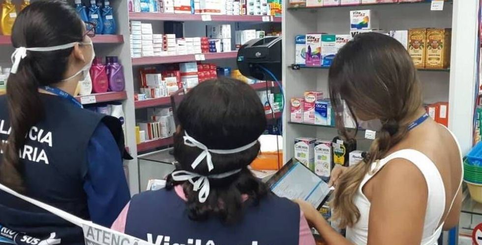Alerta: venda ilegal de testes rápidos para Covid-19 em farmácias é o alvo de vistoria