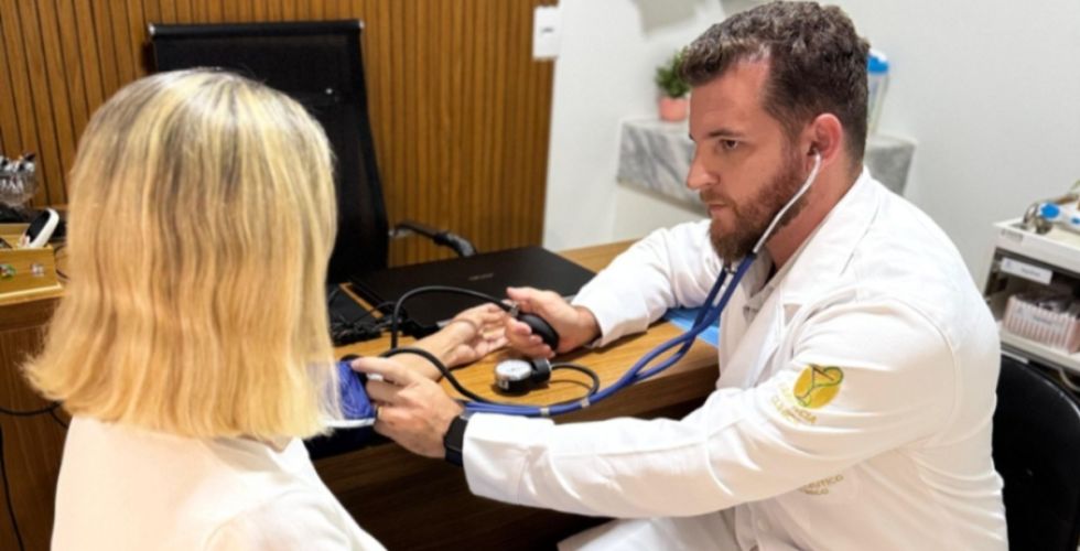 Nova Diretriz Define Pressão Arterial de 12 por 8 Como Elevada e Alerta para Riscos Cardiovasculares