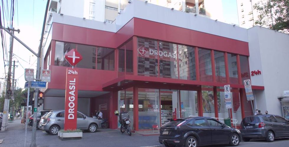 Raia Drogasil registra crescimento de 42% do lucro no 1º trimestre