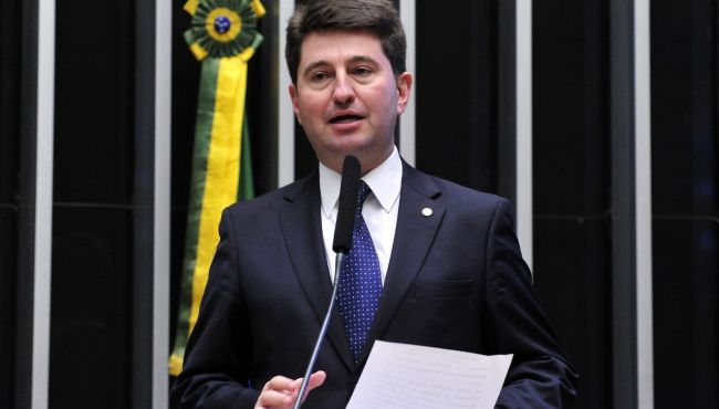 CFF e entidades farmacêuticas negociam com a abras regras para medicamentos em supermercados