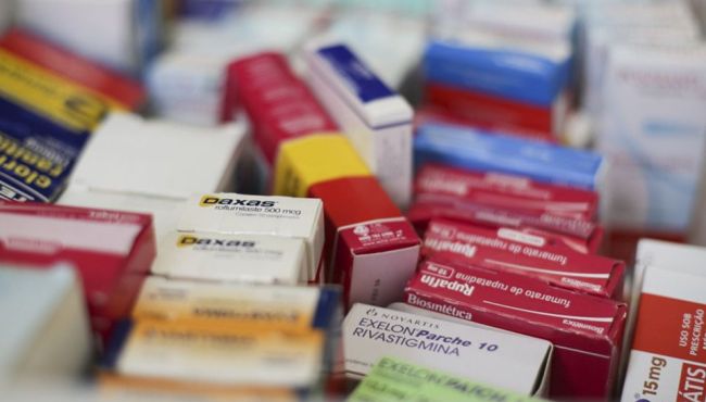 PL exige que medicamentos proibidos em outros países tenham alertas nas embalagens