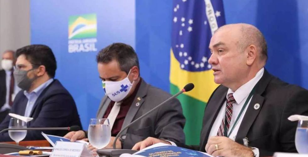Covid-19: farmacêutico do Ministério da Saúde anuncia vacina até dezembro de 2020