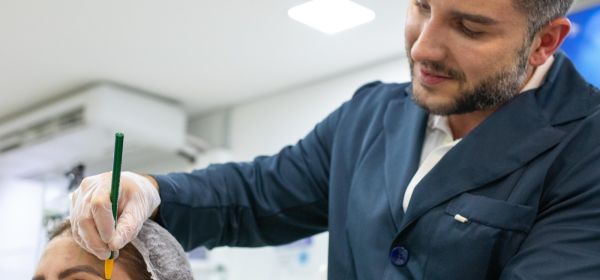 O protagonismo do farmacêutico esteta no mercado bilionário da beleza
