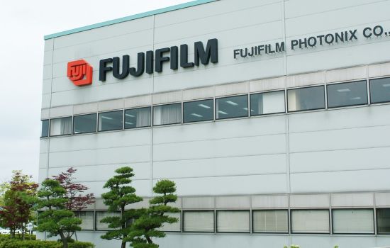 Fujifilm fecha acordo bilionário para fabricar medicamentos biológicos nos EUA