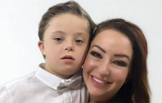 Proprietária de farmácia ganha na Justiça o direito de manipular canabidiol para o filho