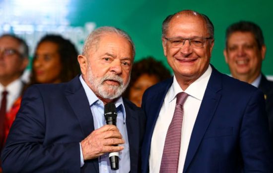 Governo Federal destina R$ 4,2 bilhões para investimentos na indústria farmacêutica e fortalecimento do SUS