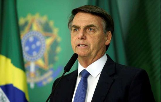 Bolsonaro quer medicamentos proibidos pela Anvisa no SUS