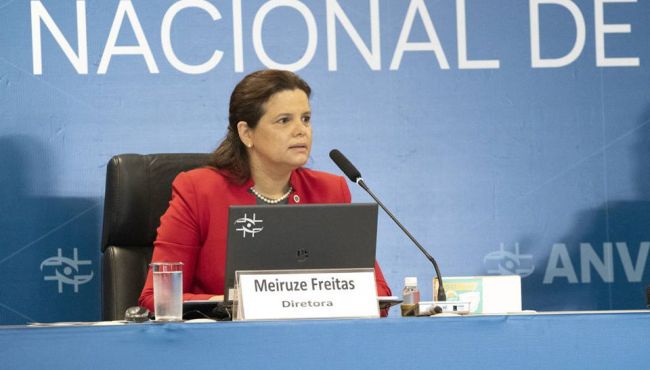 Farmacêutica e diretora da Anvisa dorme apenas 4 horas enfrentando a pandemia