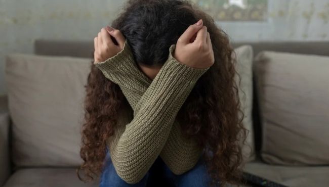 Deficiência de vitamina B12 pode confundir sintomas e agravar quadros de saúde mental