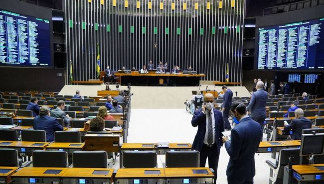Pandemia: nova lei facilita o fornecimento de medicamentos à população