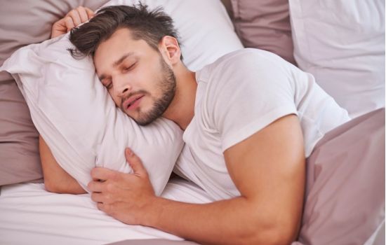 Medicamento controlado para dormir lidera vendas e abre alerta à saúde mental