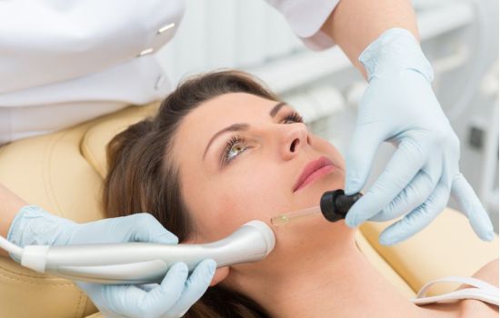 Cuidados em biossegurança ao se trabalhar com farmácia estética