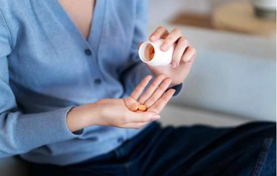 Suplementação de vitamina D não é indicada para adultos saudáveis