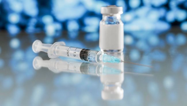 Brasil aposta em produção nacional de vacinas de mRNA e terapias avançadas, mas acesso no SUS ainda pode levar anos