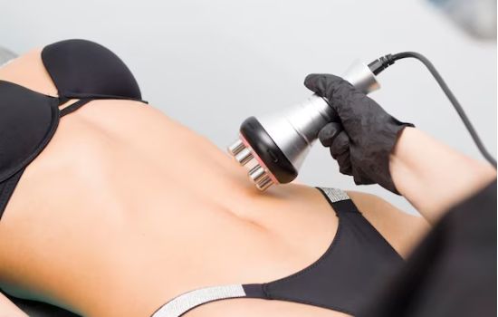 Tecnologia e segurança impulsionam harmonização corporal na estética farmacêutica