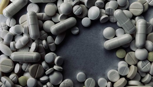 Operação policial desarticula quadrilha que vendia medicamentos falsificados online