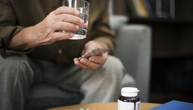APROXIMADAMENTE 90% DOS BRASILEIROS REALIZAM AUTOMEDICAÇÃO, ATESTA ICTQ