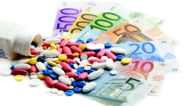 Um título coerente seria: Indústria farmacêutica aponta entraves para inovação e registro de novos medicamentos
