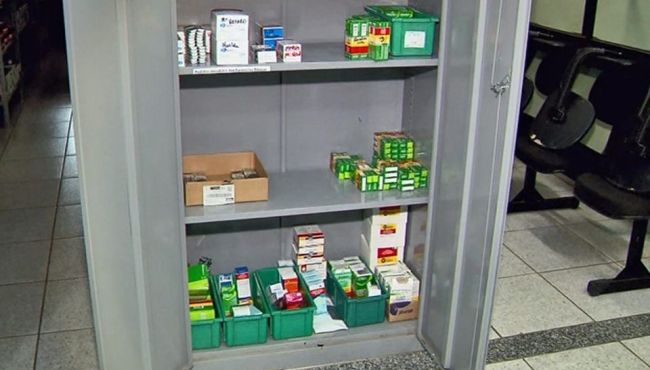 SUS enfrenta grave crise com falta de medicamentos para Covid-19