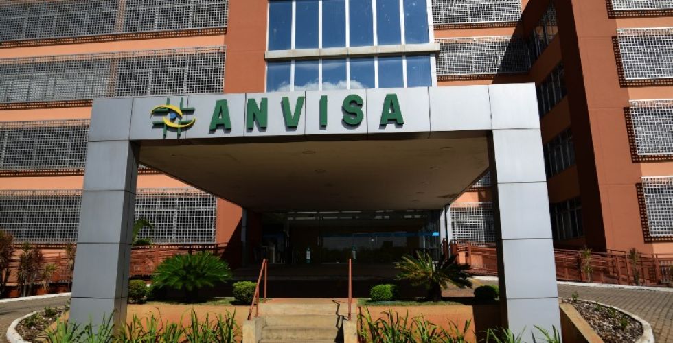 Anvisa publica novas diretrizes para registro de biológicos e notificação de radiofármacos