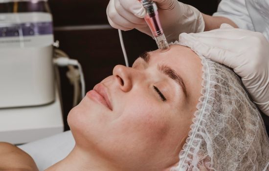 Justiça anula ação da SBD (Sociedade Brasileira de Dermatologia) e CFF vence disputa na estética