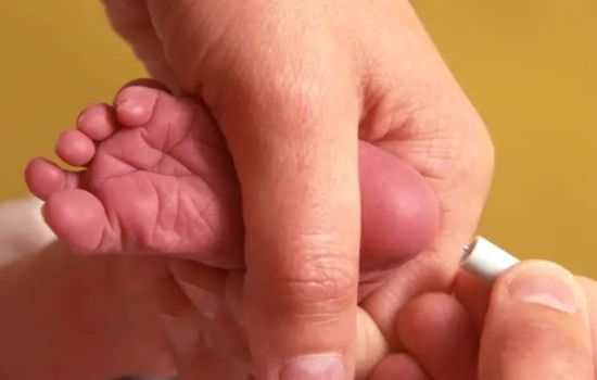 Novo tratamento para fenilcetonúria é aprovado no Brasil, mas acesso ainda é incerto