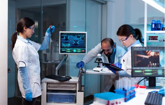 Coronavírus age como HIV, mostra estudo