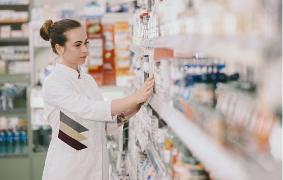 PL prevê piso salarial de R$ 3.800 para farmacêutico no MS