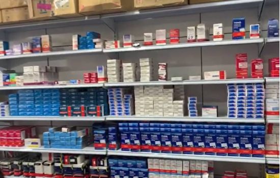 Polícia encontra farmácia clandestina com 3 mil caixas de medicamentos