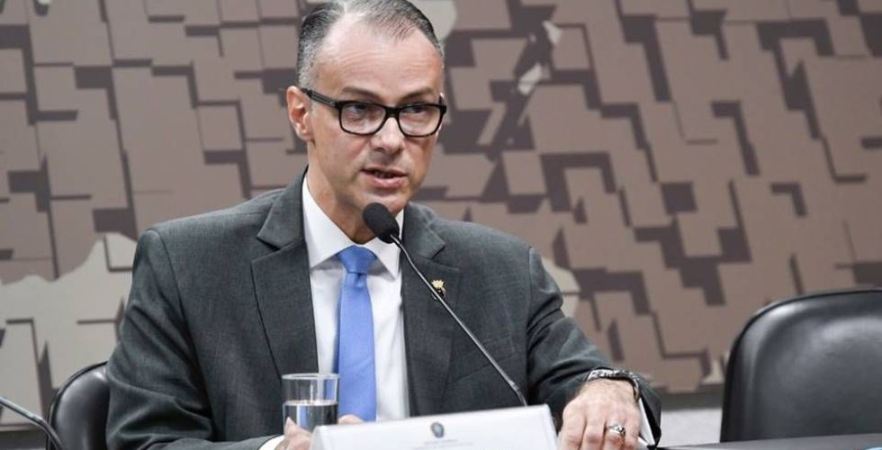 Presidente da Anvisa informa que contraiu coronavírus