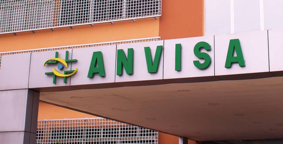 Presidente da Anvisa afirma que tomará qualquer vacina aprovada pela Agência