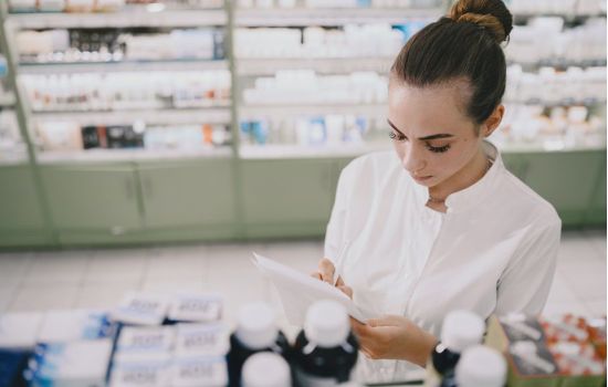 Prescrições erradas de antimicrobianos: entenda os maiores perigos