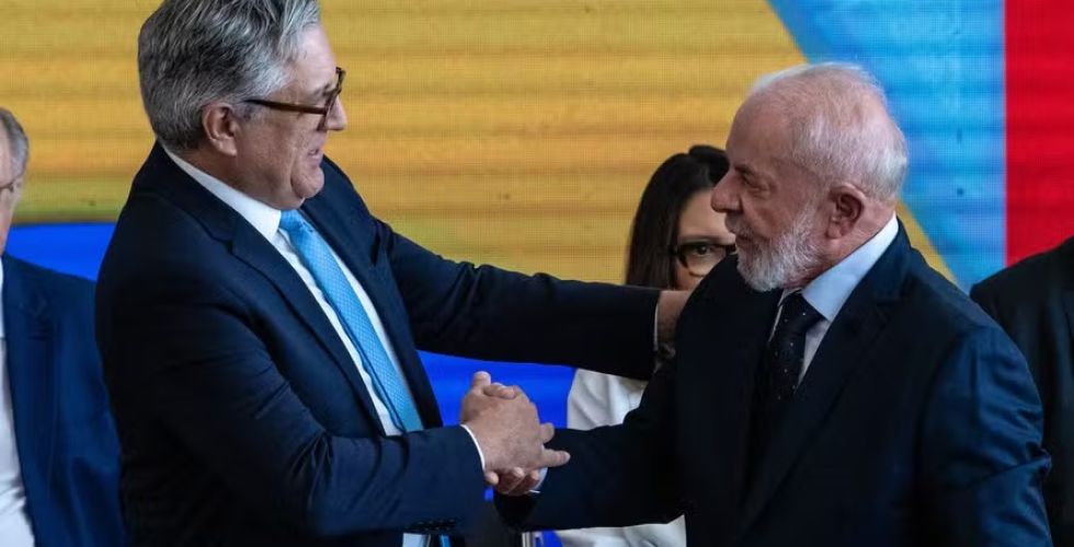 Presidente Lula sanciona medida provisória e cria 518 novos cargos na ANVISA