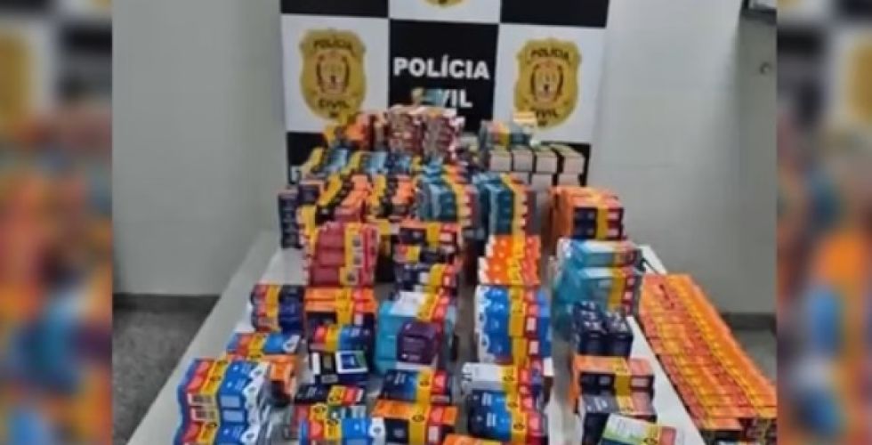 Polícia desmantela esquema de venda e entrega ilegal de medicamentos controlados em drogaria