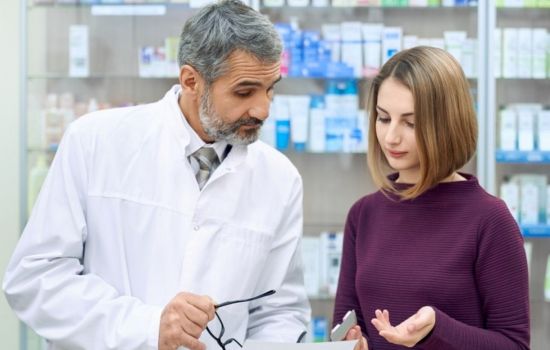 Novas diretrizes e protocolos clínicos redesenham a atuação do farmacêutico clínico