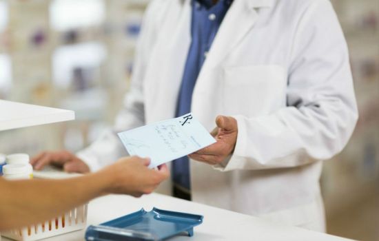 10 passos para dispensação de antibióticos nas farmácias