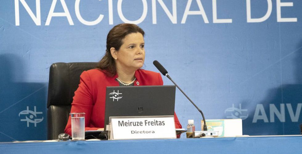 Farmacêutica e diretora da Anvisa dorme apenas 4 horas enfrentando a pandemia