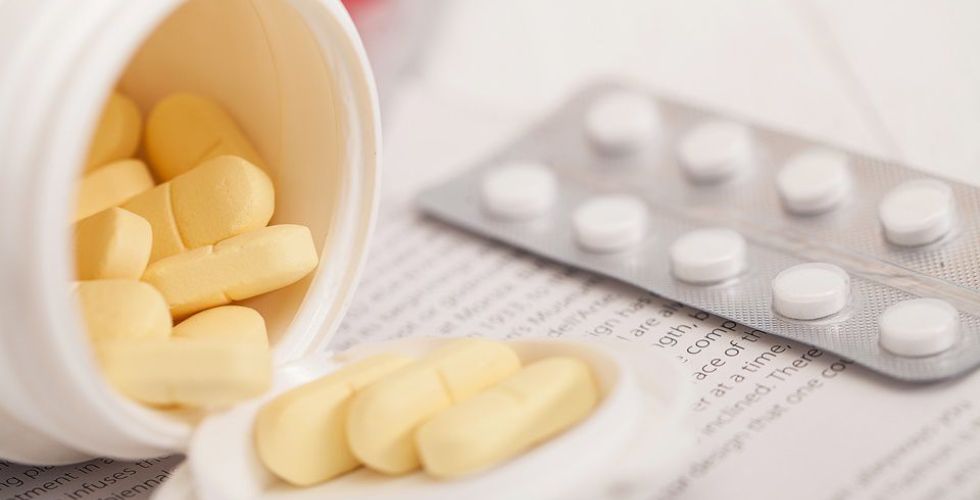 Combinação de medicamentos reduz pela metade a mortalidade por Covid-19, diz estudo