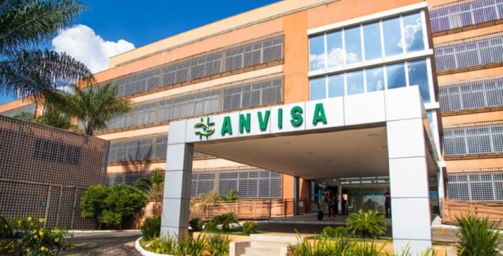 ANVISA aprova a implementação da bula digital de medicamentos
