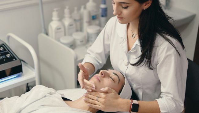 4 áreas de atuação do farmacêutico em saúde estética