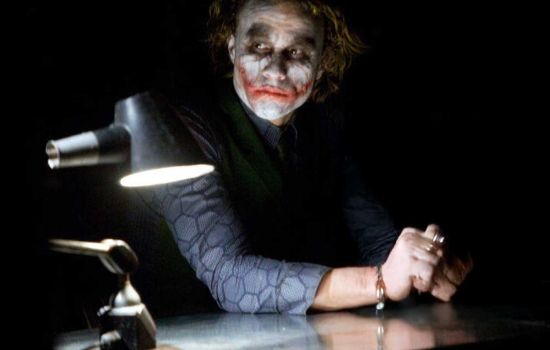 Tragédia de Heath Ledger e o farmacêutico quando o Coringa da vida real precisava de cuidado clínico