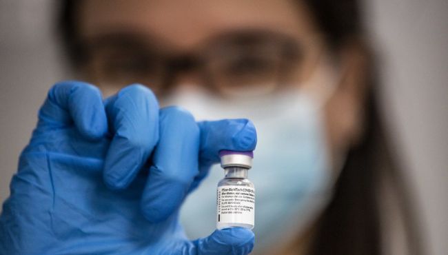 Governo define data de início da vacinação com imunizante da Pfizer