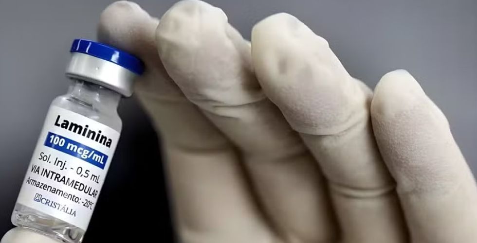 Laboratório Cristália afirma que mortes de pacientes que receberam polilaminina não têm relação com o medicamento.
