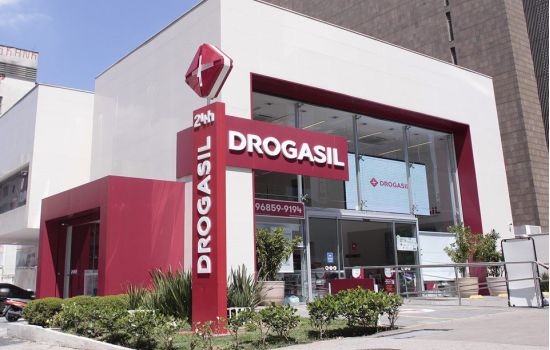 Raia Drogasil suspende coleta de biometria de clientes